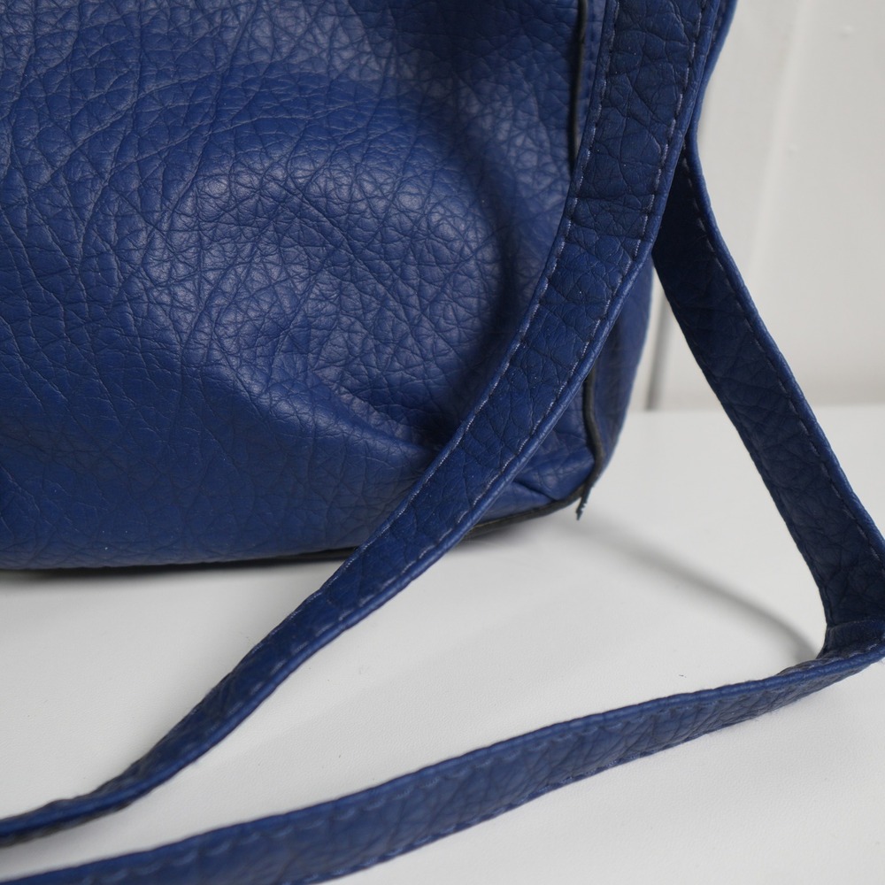 Rosetti Crossbody Bag Womens Medium Blue Pebbled Vegan Leather Adjustable Strap - Picture 6 of 9